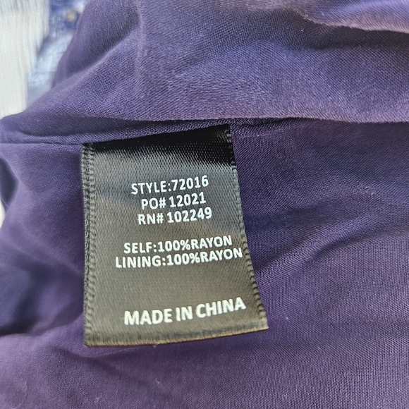 Skies Are Blue Navy Blue Patterned Romper Size M - Picture 9 of 10